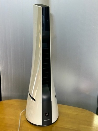 シャープ　プラズマクラスタースリムイオンファン　PF-HTC1　2020年製