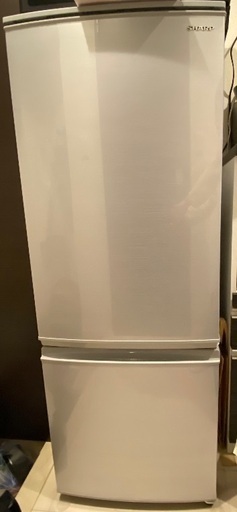 2020年製　冷蔵庫　シャープ　どっちもドア