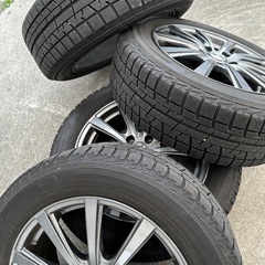 20ヴェルファイアに付けていました。