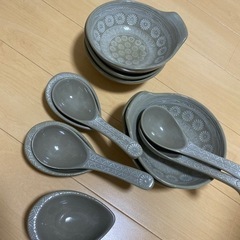 新品　鍋の食器のセット　お値下げ