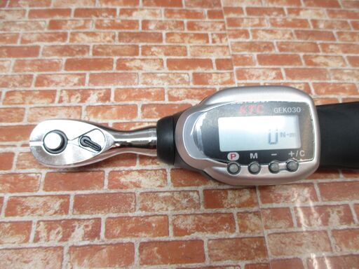 KTC GEK030 デジタルトルクラチェット 中古品 【ハンズクラフト宜野湾店】