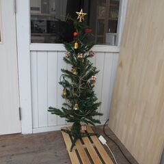 クリスマスツリー　ライト付き　高さ　約120cm 　■現状品