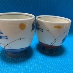 湯飲み 2個色違い