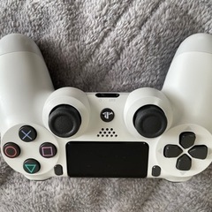 PS4 Pro 本体　グレイシャー・ホワイト 1TB CUH-7200BB02 FF7リメイク