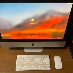 iMac 21.5 inch 2010年式