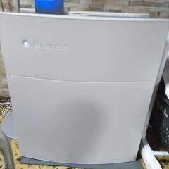 世界基準の空気清浄機　Blueair 450E