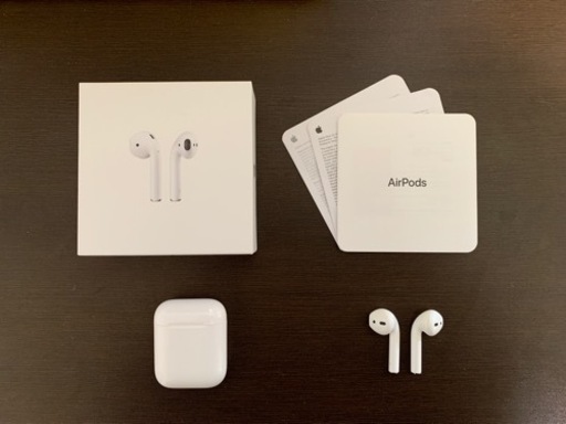 Apple アップル AirPods with Charging Case 第2世代 MV7N2J/A