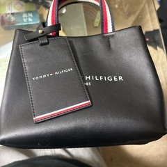 トミーフィルフィガー鞄