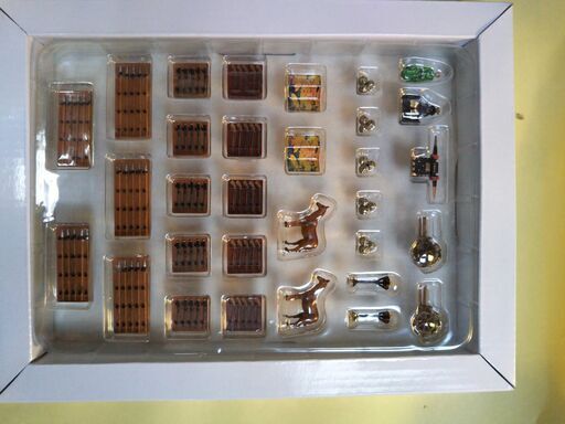 ディアゴスティーニ 木製 安土城 完成品 アクリルケース、フィギュア