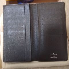 【新品未使用】ルイ ヴィトン/お札入れ財布/LOUIS VUITTON /ポルトカルトクレディ/新品同様/ルイヴィトン/ポルトカルトクレディ/円/札入れ/二つ折り財布/M31008/タイガ/レザー/グリズリ/LOUIS VUITTON/Porte Cartes Credit Yen/