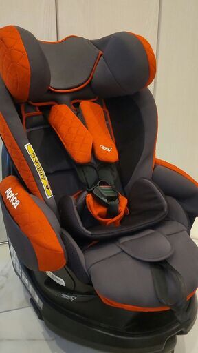 【チャイルドシート】フラディアグロウISOFIX　美品