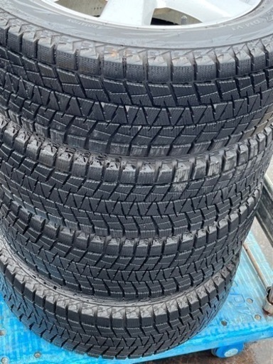 バリ山 スタッドレスタイヤ NISSAN 215/60R17 5穴