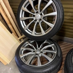 スカイラインク-ペV36 純正19インチ