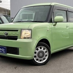 抹茶色の箱型軽自動車( ^ω^ )