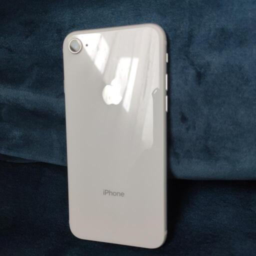 iphone8 64GB シルバー