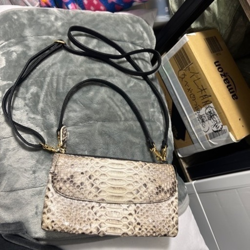 2wayお財布  蛇皮です!一旦受付停止します