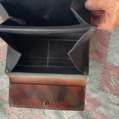 レザー長財布