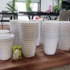 ①【年末セール在庫処分】新品まとめ売り　64個セット　 鉢B-40直径33㎝高さ35㎝白 　プラスチック　即決優先