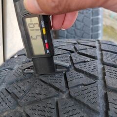 235/65R18 スタッドレス ブリザック