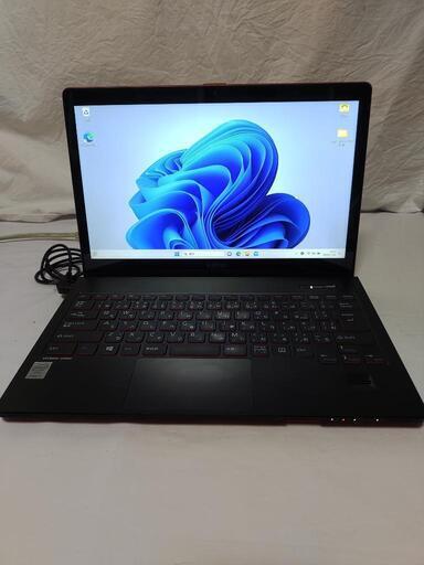 富士通　LIFEBOOK SH90/P　13.3インチ画面