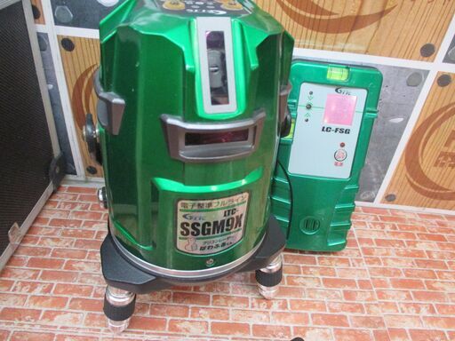 LTC SSGM9X 墨出し機 グリーンレーザー 受光器付 中古品 【ハンズ