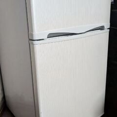 小型冷蔵庫（90L）