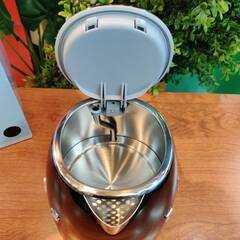 【愛品倶楽部柏店】SMEG 電気ミニケトル 容量0.8L KLF05 ブラック