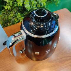 【愛品倶楽部柏店】SMEG 電気ミニケトル 容量0.8L KLF05 ブラック