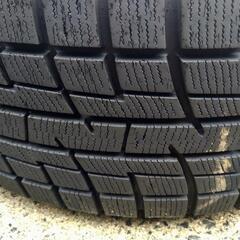 スタッドレスタイヤ205/60/R16 92Q
