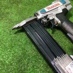 マキタ AF502N 仕上釘打 常圧【市川行徳店】【店頭取引限定】【中古】管理番号：IT8SKCNKDHGC