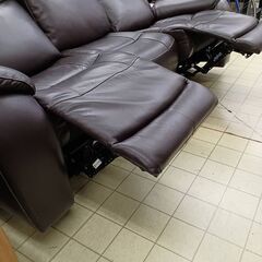 Gillman Creek Furniture 革製　電動リクライニングソファ　3人掛け