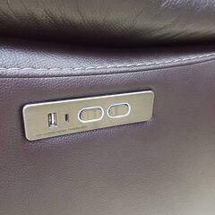 Gillman Creek Furniture 革製　電動リクライニングソファ　3人掛け