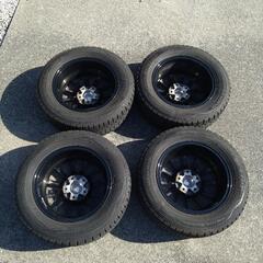 スタッドレスタイヤ　195／65／Ｒ15