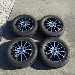 スタッドレスタイヤ　195／65／Ｒ15