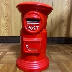 昭和レトロ 赤いポストの貯金箱
