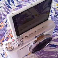 取引完了！カシオ デジカメ EX-ZR1000 ホワイト 12.5倍ズーム