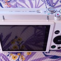 取引完了！カシオ デジカメ EX-ZR1000 ホワイト 12.5倍ズーム