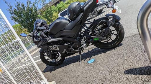 ヤマハ YAMAHA R15