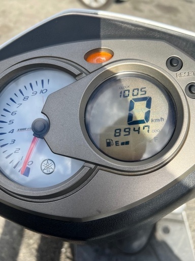 ヤマハ シグナスX 2型 台湾 実走行8900km カスタム多数 低走行 投稿詳細｜