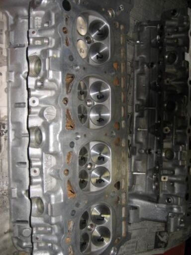 メルセデス―ベンツ117-116エンジンシリンダーヘツト販売 メルセデス―ベンツ117-116エンジンシリンダーヘツト販売