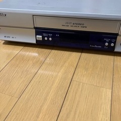 VHS ビデオデッキ