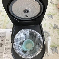 アイリスオーヤマIHジャー炊飯器RC-IKA30新品