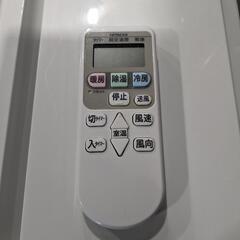 HITACHI 6〜8畳 2.2kwルームエアコン RAS-F22E(W) 2016年製 HITACHI 6〜8畳 2.2kwルームエアコン RAS-F22E(W) 2016年製