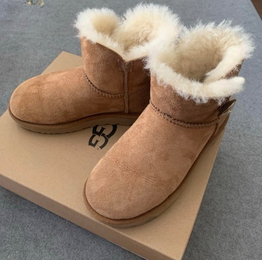 極美品　UGG シープブーツ