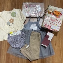 新品　女の子　出産　服　ポーチ　おくるみ　スタイ　ズボン　10点...