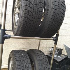 215/65/R16 スタッドレスタイヤとホイールセット 4本 アルファードで使用