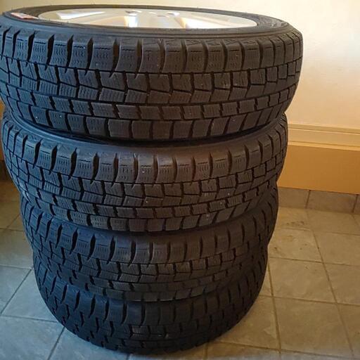 値下げしました　タイヤ　ホイール付スタットレス