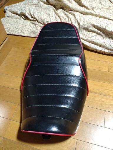 kawasaki     ZRX400    ﾀｯｸﾛｰﾙｼｰﾄ     赤ｽﾃｯﾁ     金具付き      kawasaki  ﾛｺﾞ  刺繍         現状優先       ﾉｰｸﾚ＆ﾉｰﾘﾀ        配送不可       手渡しのみ      値下げしました