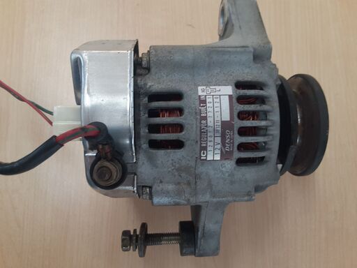 農機具用　オルタネーター　DENSO 129052-77201 　12V　10 12 11 - 1 1 2 0