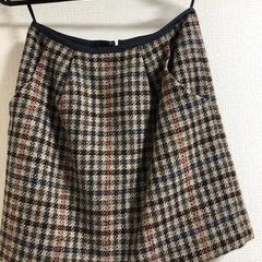 オンワード樫山　ハリスツイードのスカート